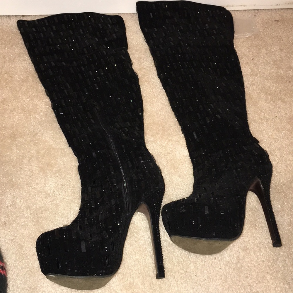 Black boots